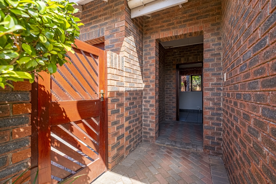 3 Bedroom Property for Sale in Summerstrand Eastern Cape